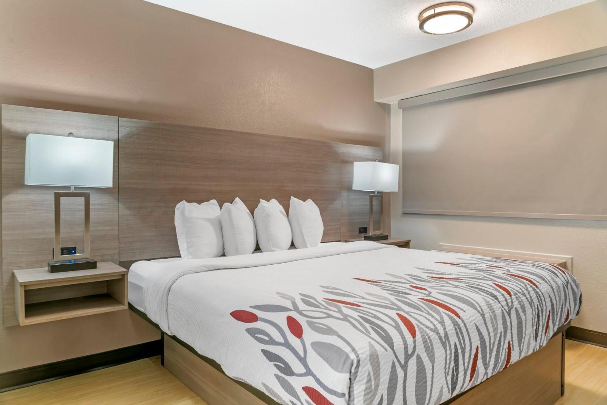 Red Roof Inn Detroit-Rochester Hills/ Auburn Hills Extérieur photo